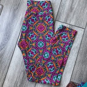 OS Lularoe leggings